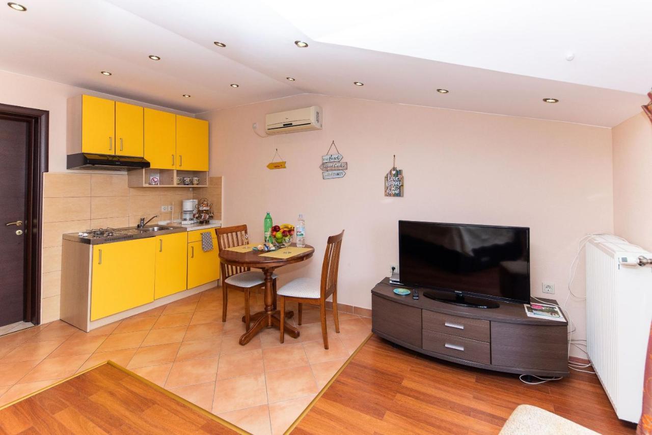 Apartments Artan Crikvenica Dış mekan fotoğraf